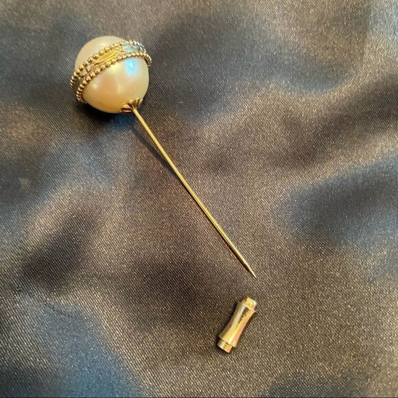 Vintage 80s Lapel Pin - Picture 4 of 6